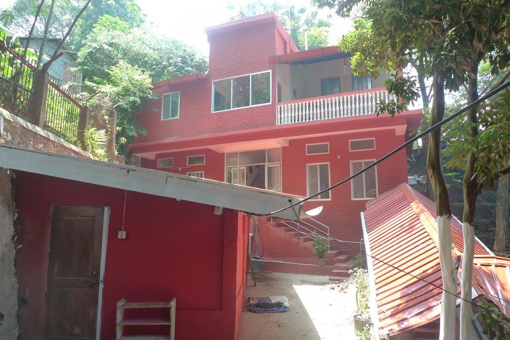 Hilltop Lodge 구와하티 외부 사진